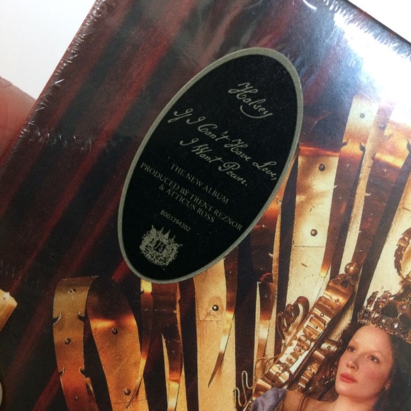 Halsey - If I Can't Have Love, I Want Power - Picture 2 of 6